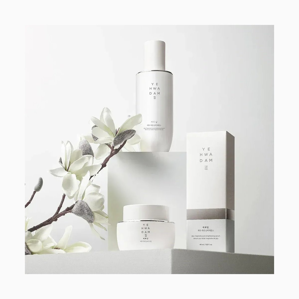YEHWADAM JEJU MAGNOLIA PURE BRIGHTENING